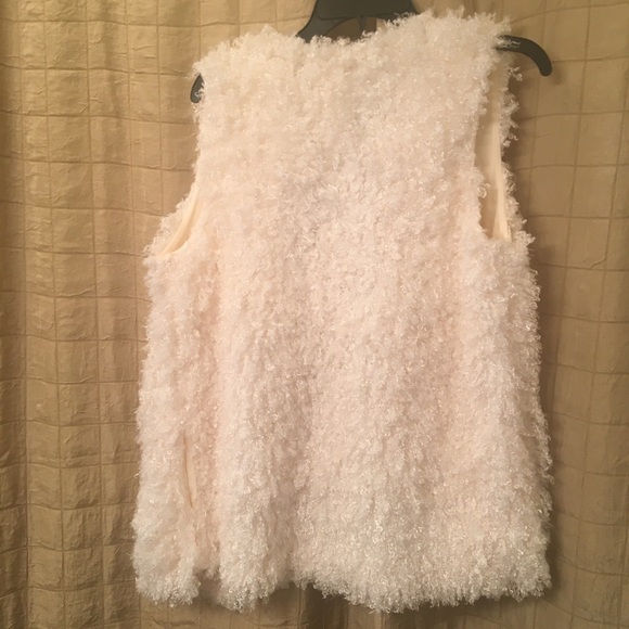 Vertigo Boho Silky shaggy white vest - Picture 3 of 4
